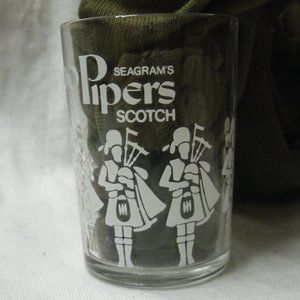 vintage Seagram's 100 Pipers Scotch Shot Glass